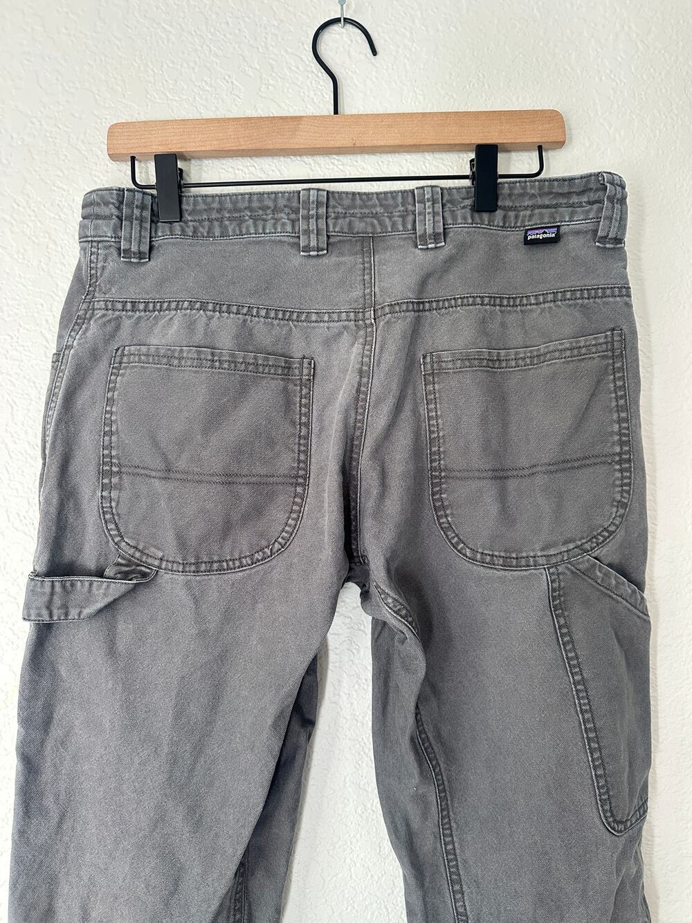 Men’s Patagonia gray carpenter pants 100% organic cotton.